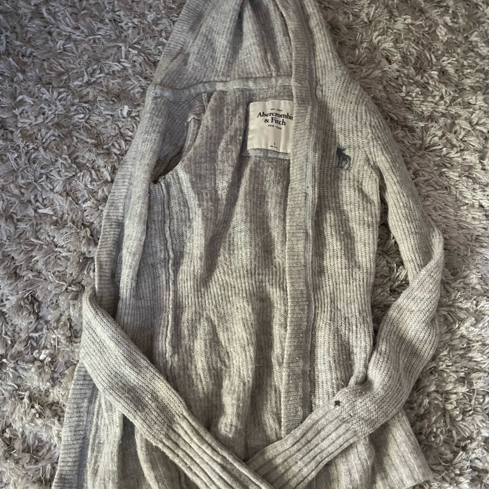 Grey Abercrombie and Fitch pullover/S